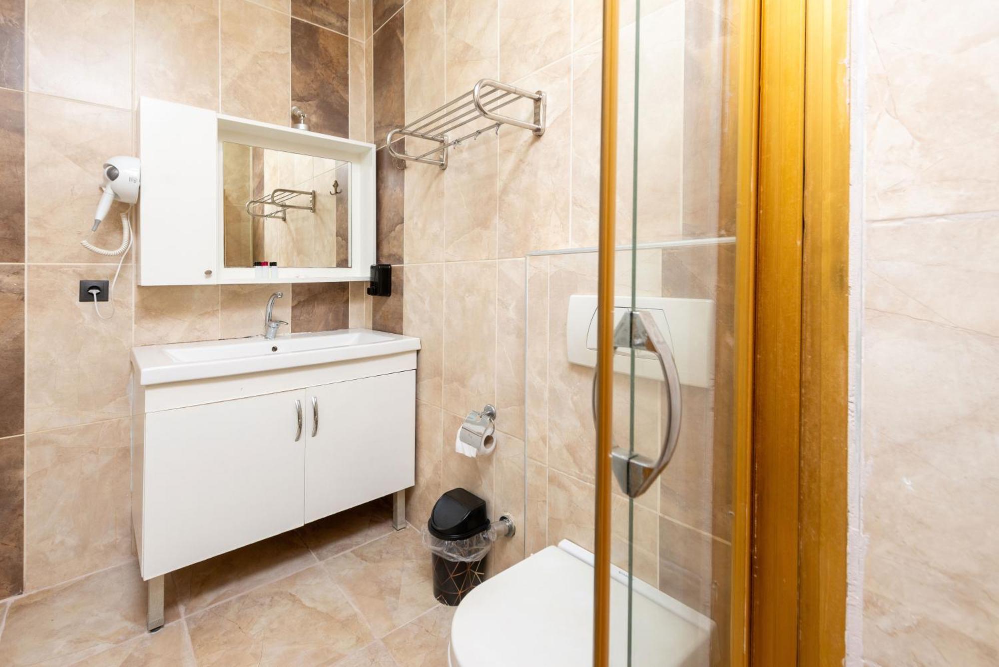 Grand Abimo Hotel Истанбул Екстериор снимка